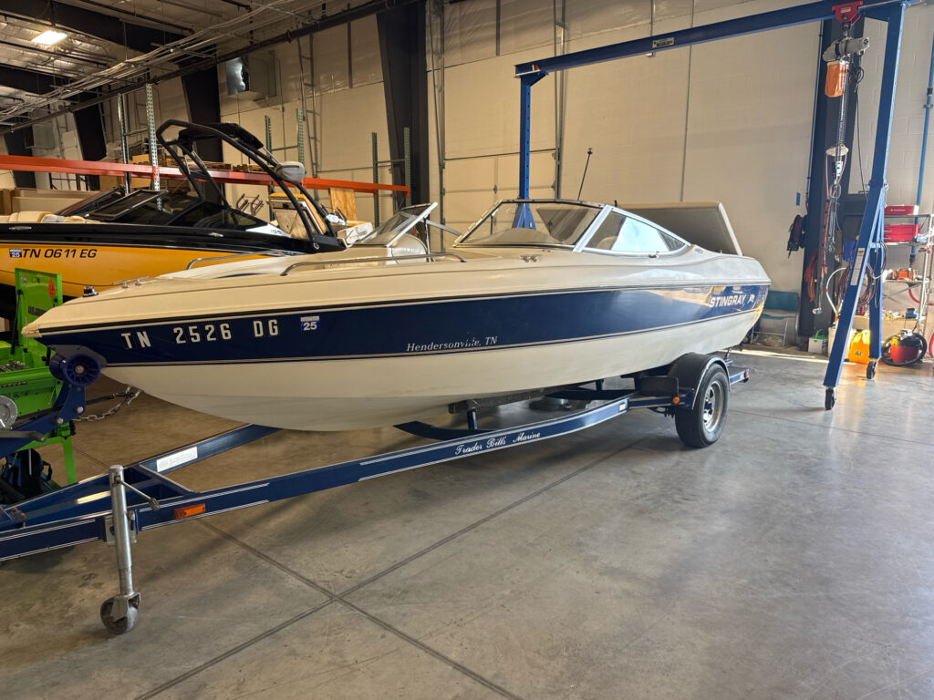 2000 Stingray 190 FX Boat For Sale Online